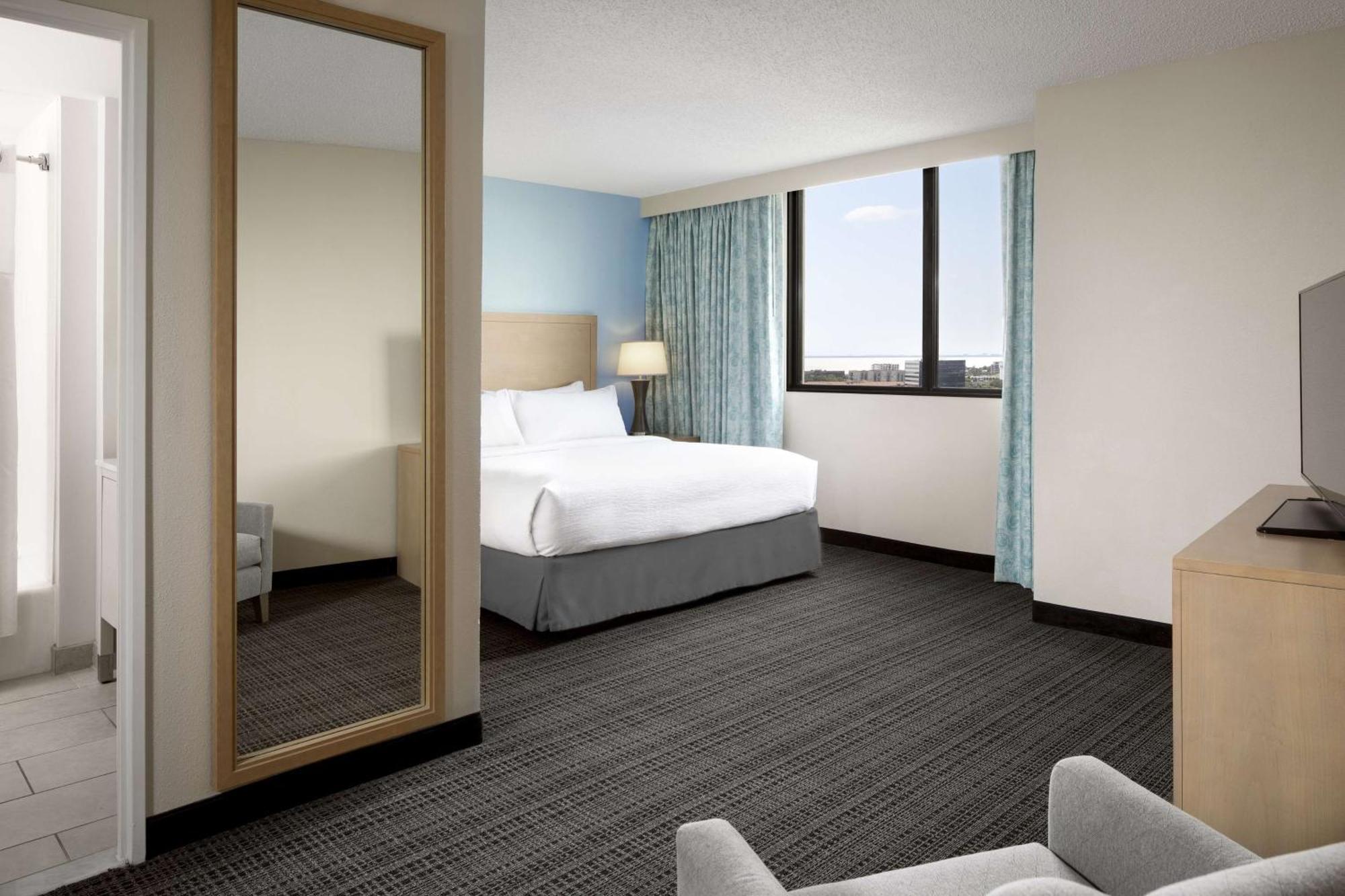 Embassy Suites By Hilton Tampa Airport Westshore Eksteriør bilde